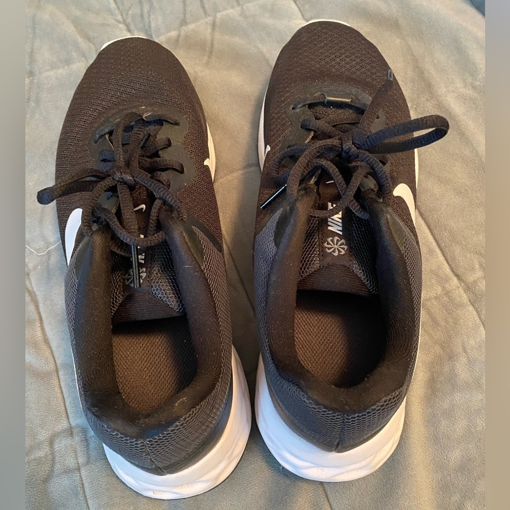 Nike Running Shoes - Size 8 Black